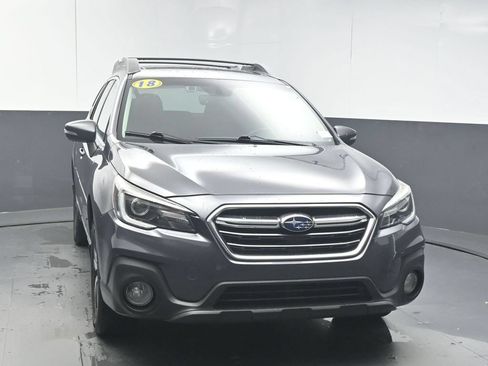 Used 2018 Subaru Outback 2.5i Limited AWD/4WD image 3