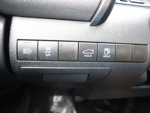 Used 2023 Toyota Camry SE image 25