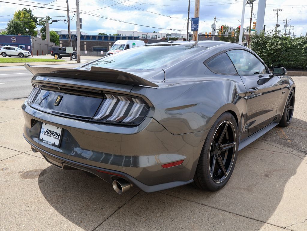 Used 2016 Ford Mustang GT Premium w/ GT Performance Package RWD image 6