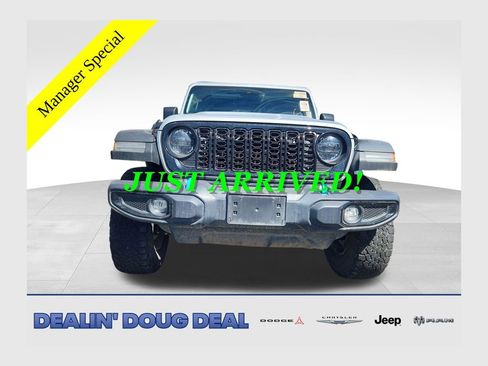 Used 2024 Jeep Wrangler Unlimited AWD/4WD image 1