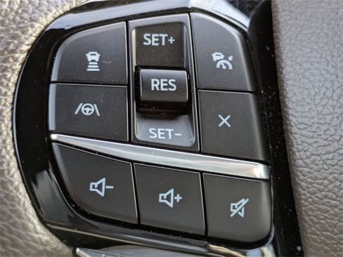 Certified 2023 Ford Explorer King Ranch w/ Technology Package image 25