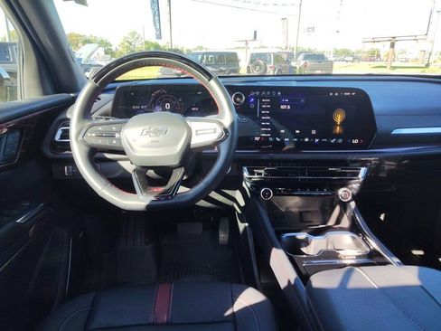 Used 2024 Chevrolet Traverse RS w/ LPO, Floor Liner Package image 10