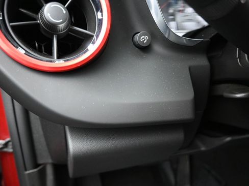 Used 2020 Chevrolet Camaro LT image 20