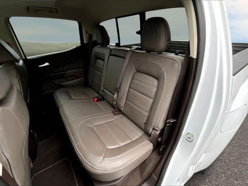 Used 2022 GMC Canyon Denali image 15