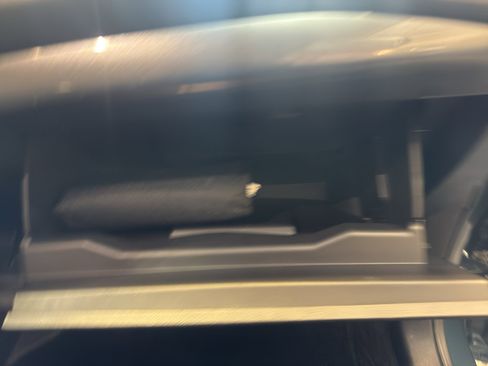 Used 2016 Ford Edge SE image 22