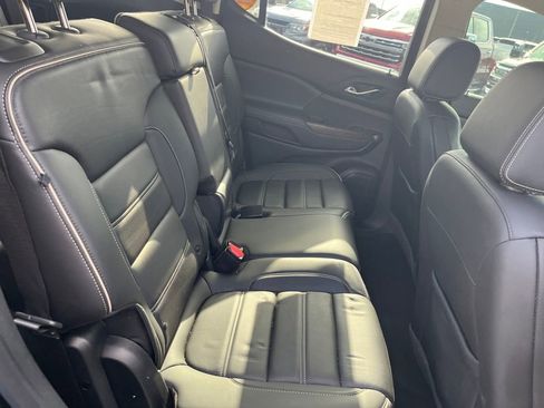 Used 2021 GMC Acadia Denali w/ Denali Ultimate Package image 29