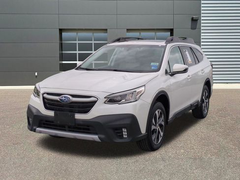 Used 2022 Subaru Outback Limited AWD/4WD image 3