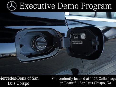 Used 2025 Mercedes-Benz C 300 Sedan image 13