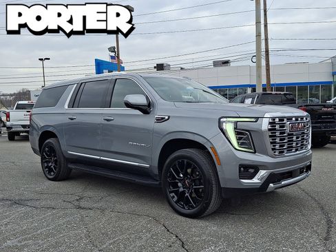 Used 2026 GMC Yukon XL Denali w/ Advanced Technology Package image 1