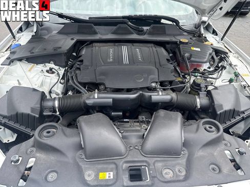 Used 2019 Jaguar XJ R-Sport AWD/4WD image 22