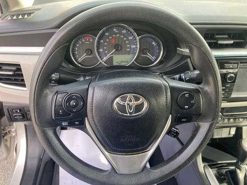 Used 2015 Toyota Corolla LE FWD image 21