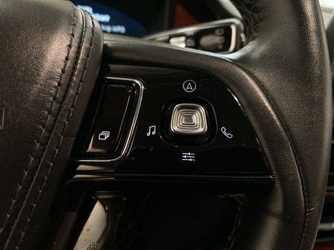 Used 2023 Lincoln Aviator Reserve w/ Equipment Group 201A image 22