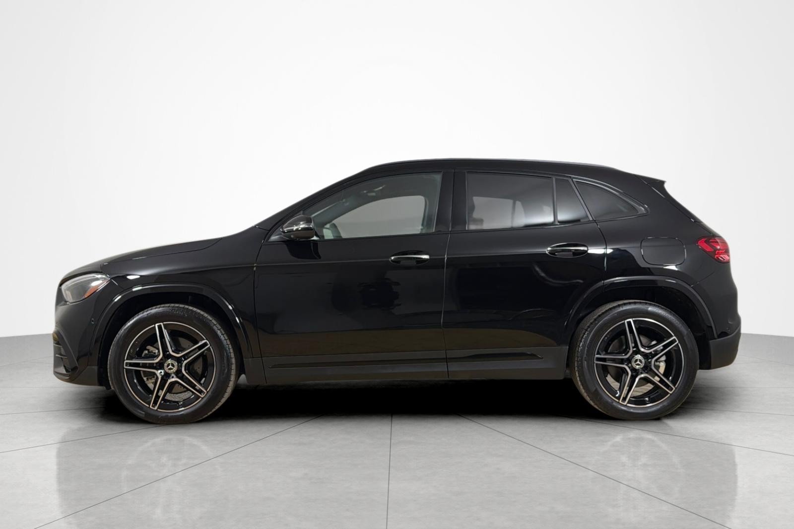 Used 2026 Mercedes-Benz GLA 250 image 2