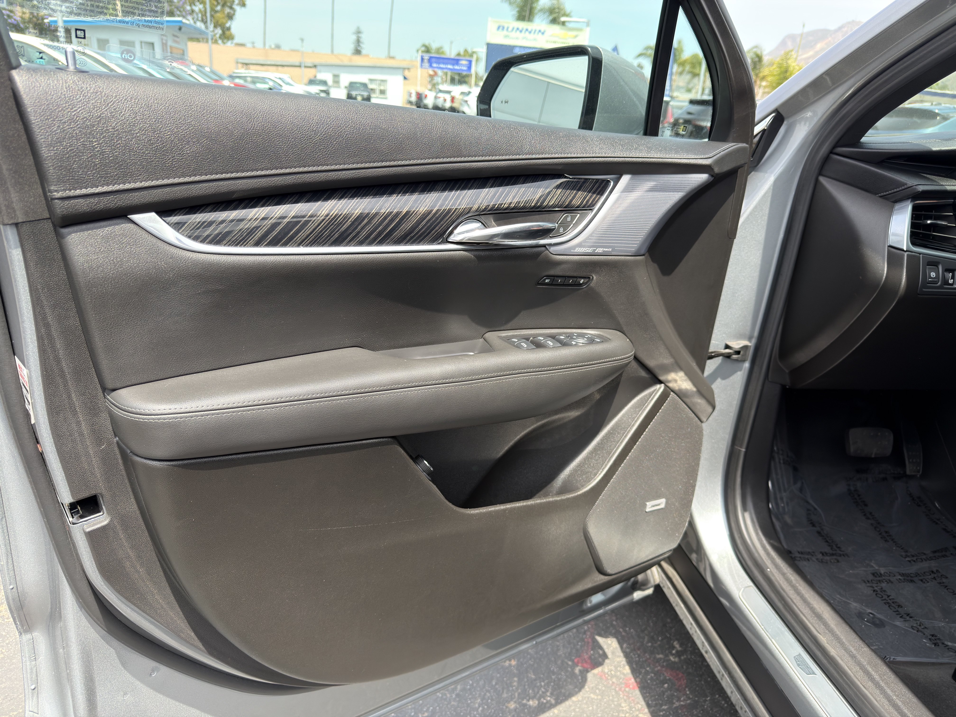 Used 2024 Cadillac XT6 Premium Luxury AWD/4WD image 25