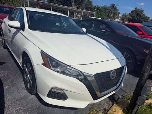 Used 2020 Nissan Altima 2.5 S FWD image 7