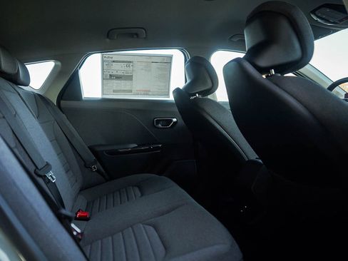 New 2025 Kia K4 EX image 11