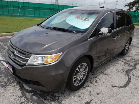 Used 2011 Honda Odyssey EX-L image 3