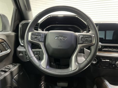 Used 2023 Chevrolet Silverado 1500 LT Trail Boss w/ LT Trail Boss Premium Package AWD/4WD image 14