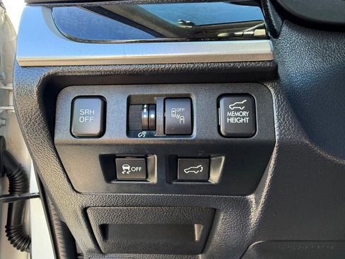 Used 2017 Subaru Forester 2.5i Touring image 23