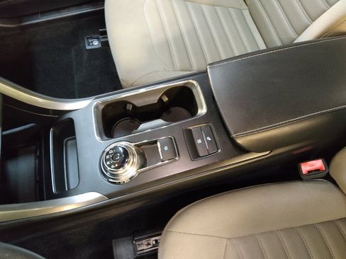 Used 2018 Ford Fusion S image 26