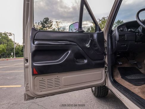 Used 1993 Ford F150 XL AWD/4WD image 35