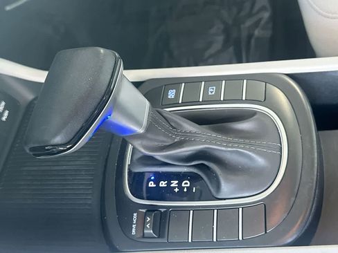 Used 2024 Hyundai Kona SEL FWD image 21
