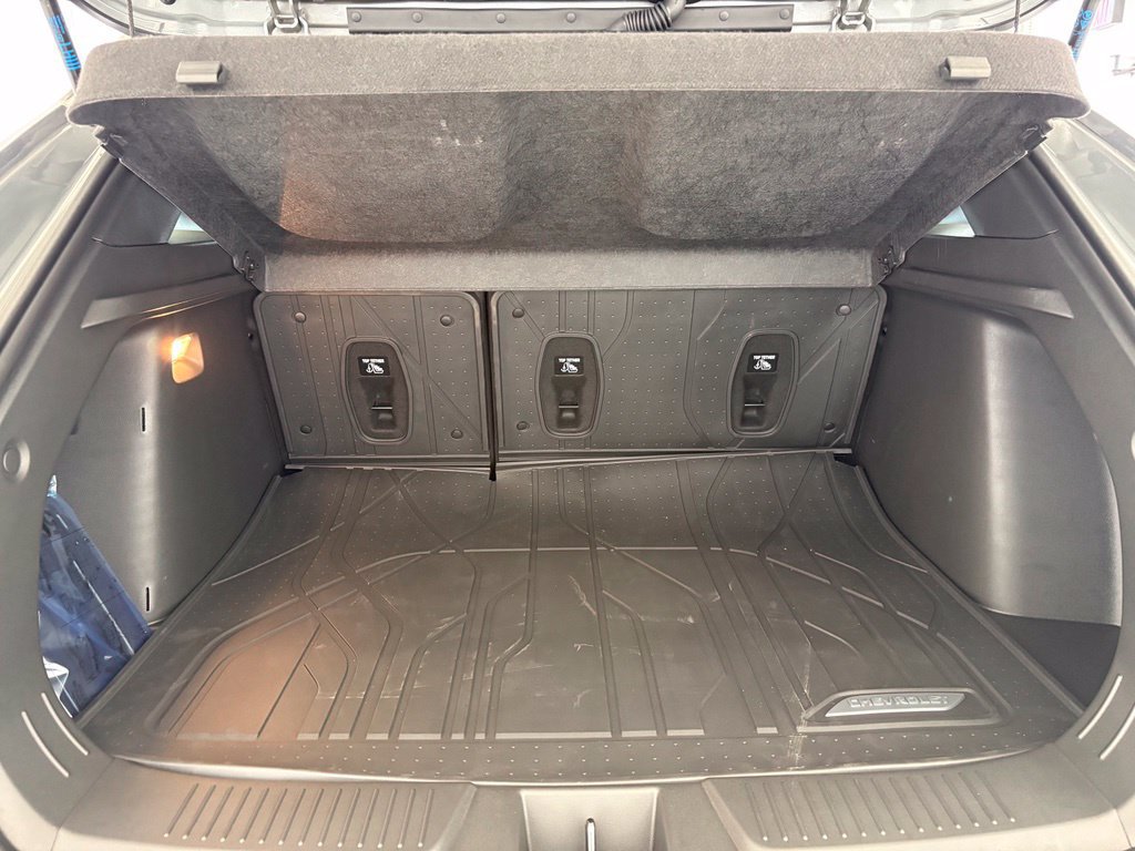 New 2026 Chevrolet Trax RS w/ Sunroof Package FWD image 43
