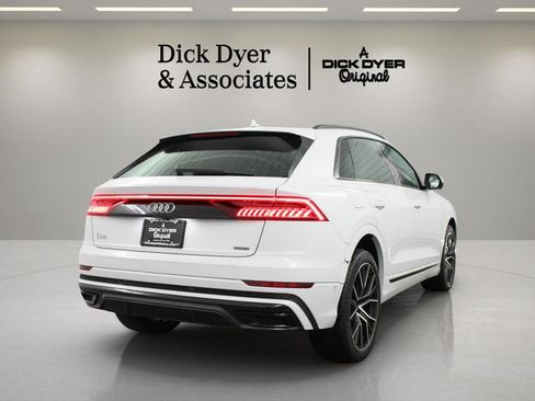 Used 2019 Audi Q8 Premium Plus w/ Premium Plus AWD/4WD image 11