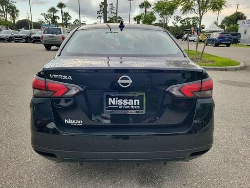 Certified 2025 Nissan Versa SV w/ Trunk Package FWD image 3
