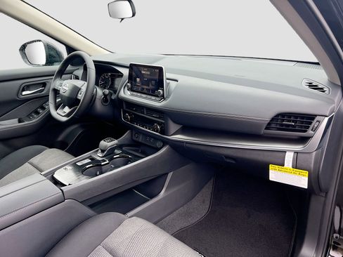 New 2026 Nissan Rogue SV FWD image 30