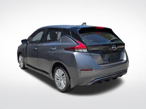 Used 2024 Nissan Leaf S FWD image 9