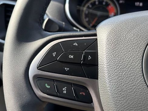 Used 2021 Jeep Cherokee Latitude Lux w/ Comfort/Convenience Group AWD/4WD image 20