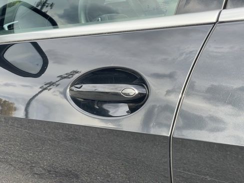 Certified 2023 BMW X5 xDrive40i w/ Executive Package image 28