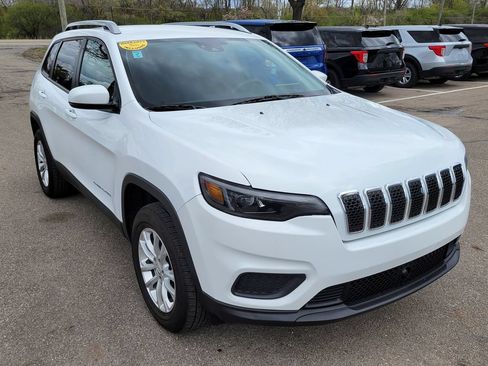 Used 2021 Jeep Cherokee Latitude AWD/4WD image 7