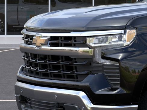 New 2026 Chevrolet Silverado 1500 LT w/ Z71 Off-Road Package AWD/4WD image 13