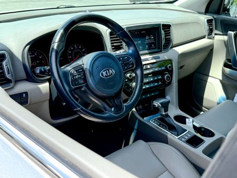 Used 2018 Kia Sportage EX w/ EX Premium Package AWD/4WD image 15