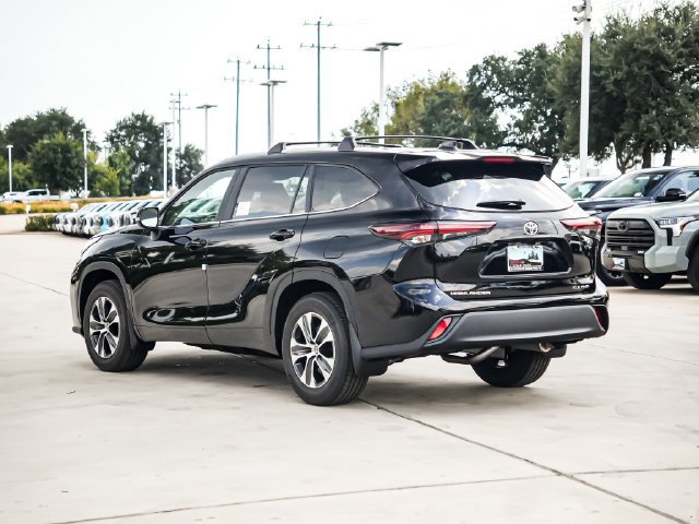 New 2026 Toyota Highlander XLE AWD/4WD image 5