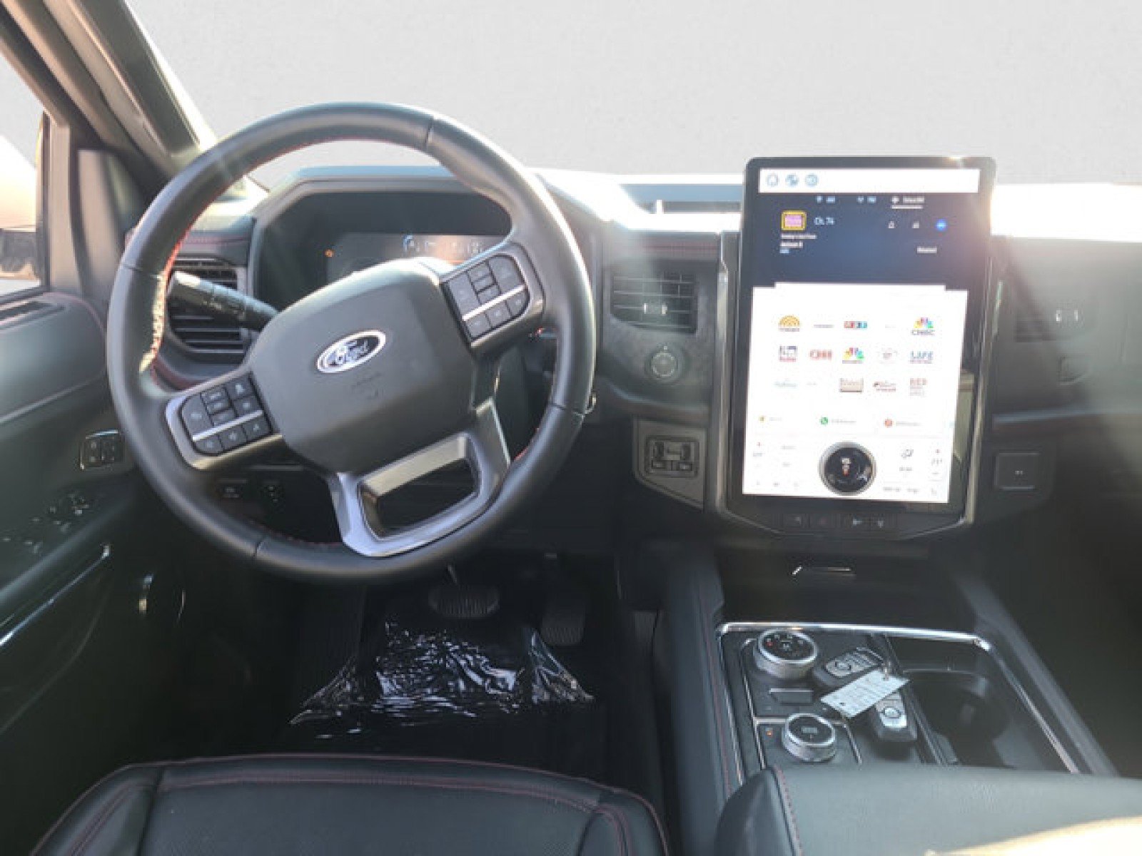 Used 2023 Ford Expedition Max Limited AWD/4WD image 14