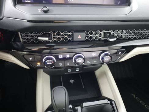 New 2026 Honda Accord EX-L image 15