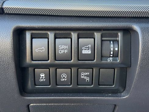 Used 2019 Subaru Forester Limited AWD/4WD image 21