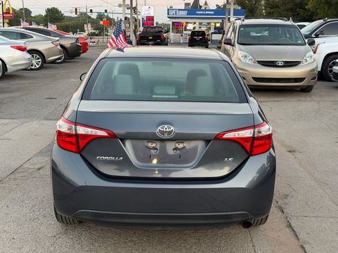 Used 2015 Toyota Corolla LE FWD image 6