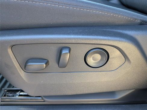 Used 2026 Chevrolet Silverado 1500 LT image 20