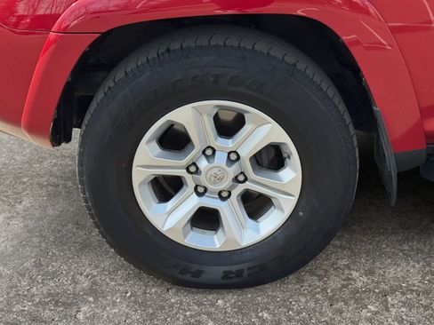 Used 2019 Toyota 4Runner SR5 Premium image 16