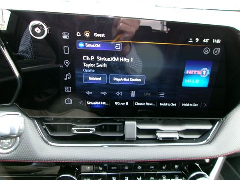 New 2026 Chevrolet Equinox RS w/ Convenience Package III image 14