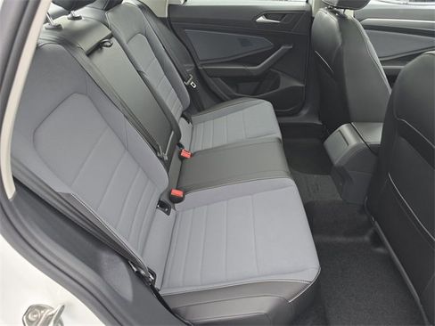 New 2026 Volkswagen Jetta SE image 13