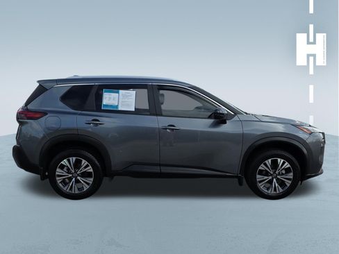 Used 2023 Nissan Rogue SV w/ SV Premium B Package FWD image 3