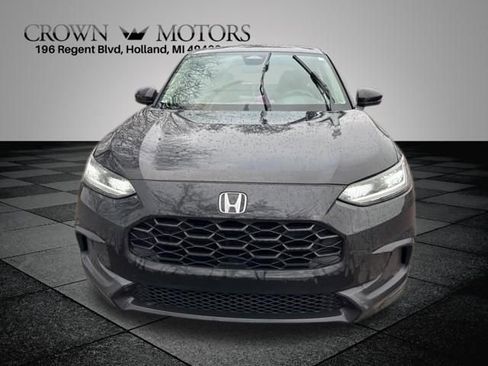 Used 2024 Honda HR-V LX image 2