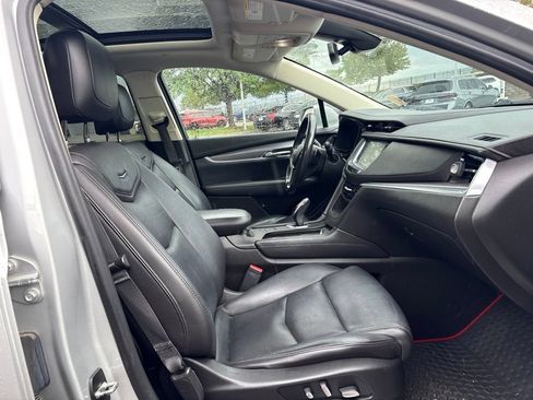 Used 2018 Cadillac XT5 Premium Luxury AWD/4WD image 25