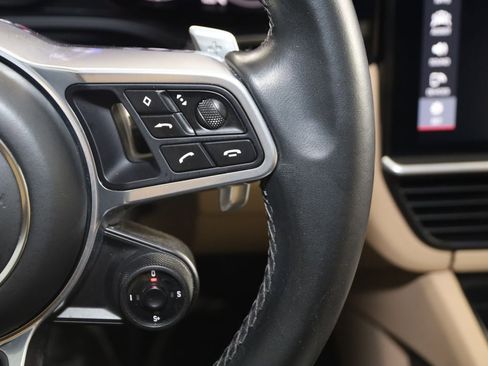 Used 2020 Porsche Cayenne AWD/4WD image 44