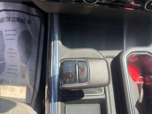Used 2023 Chevrolet Silverado 1500 LTZ AWD/4WD image 36